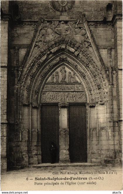 CPA SAINT-SULPICE-de-FAVIERES Porte Principlae de l'Eglise (1354914)