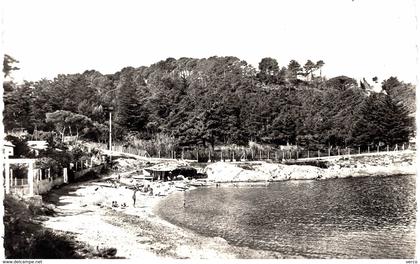 Carte Postale  ANCIENNE de  SAINT - TROPEZ /  Plage du Granier