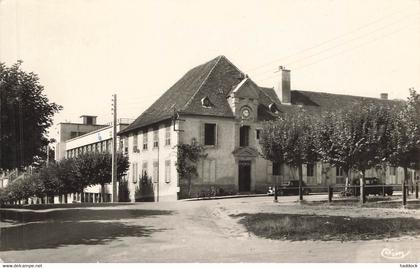 SAINT YRIEIX LA PERCHE : L'HOPITAL