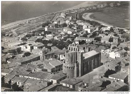 CPSM Les Saintes Maries de la Mer vue aérienne