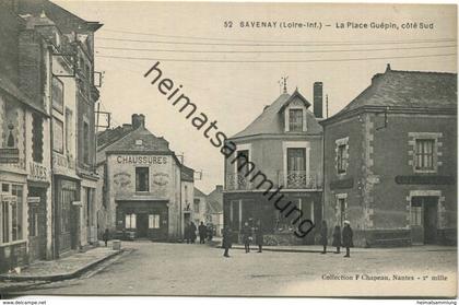 Savenay (Loire-Inf.) - La Place Guepin cote Sud