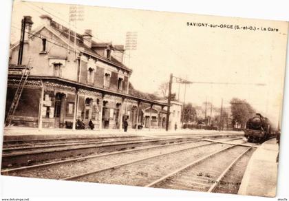 CPA SAVIGNY-sur-ORGE - La Gare (210210)