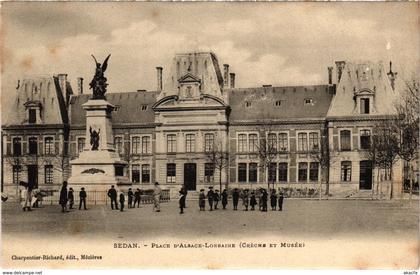 CPA SEDAN - Place D'Alsace-Lorraine (113034)