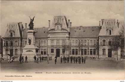 CPA SEDAN - Place d'Alsace Lorraine (134764)