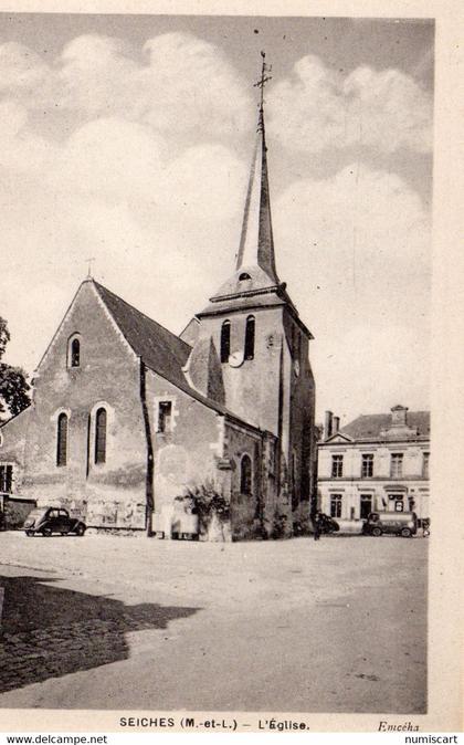 Seiches-sur-le-Loir l'Eglise voiture