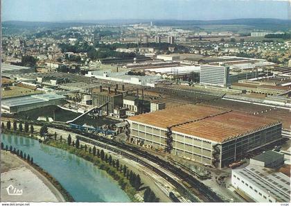 CPSM Sochaux - Montbéliard vue aérienne les Usines Peugeot