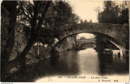 CPA SOLLIES-PONT Les deux Ponts (411176)