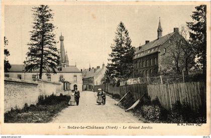 CPA SOLRE-le-Chateau - La Grand Jardin (205052)