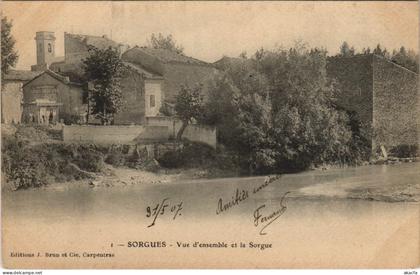 CPA SORGUES Vue dEnsemble et la Sorgue (1086243)