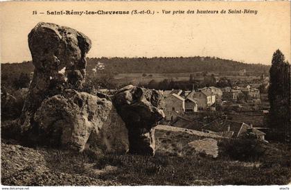 CPA St-RÉMY-les-CHEVREUSE - Vue prise des hauteurs de St-RÉMY (103210)