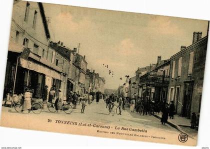 CPA TONNEINS-La Rue Gambetta (264152)