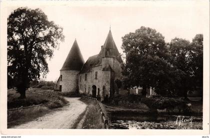 CPA TUFFE Entree du Chateau de Cheronne FRANCE (1433888)