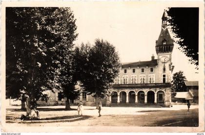 CPA Tullins - Hotel de Ville et la Poste FRANCE (961773)