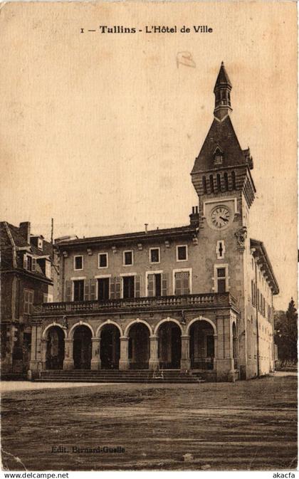 CPA TULLINS - L'Hotel de Ville (653131)