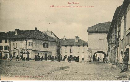 CPA FRANCE 81 "Valence d'Albigeois, la Place"