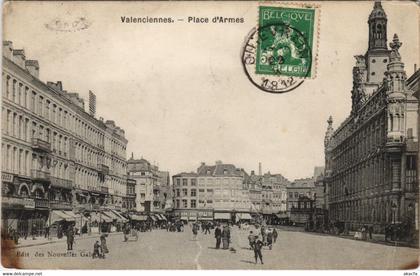 CPA VALENCIENNES - Place d'Armes (136810)