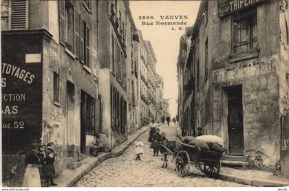 CPA VANVES - Rue Normande (44391)