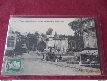 CPA - Vaucresson - Place de la Gare et Rue Aubrier