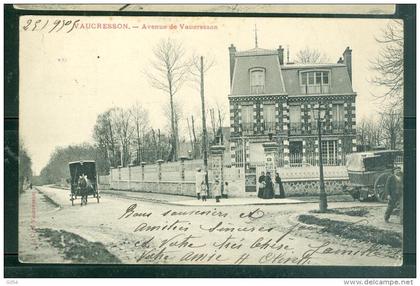 VAUCRESSON - Avenue de Vaucresson-   daj83