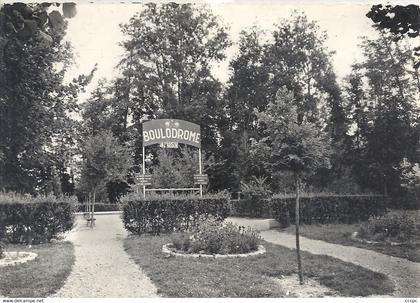 CPSM Vermenton Le Boulodrome