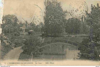 91 - Verrieres le Buisson - Le Lac - CPA - Etat Mauvais croquée sur la gauche - Voir Scans Recto-Verso