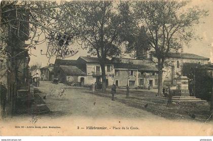 TARN ET GARONNE  VILLEBRUMIER  place de la croix