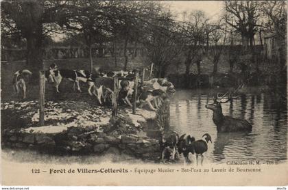 CPA Villers Cotterets Equipage Menier FRANCE (1052120)