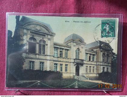 CPA - Vire - Palais de Justice (carte toilée)