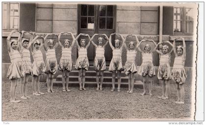 VITRY-LE-FRANCOIS CARTE PHOTO FETE DES ECOLES EN 1939 ENFANTS DEGUISENT TOP RARE