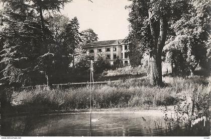 CPSM Yerres Le Parc et le Préventarium