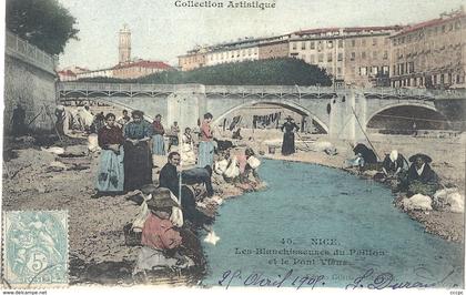 CPA Nice Les Blanchisseuses du Paillon et le Pont Vieux