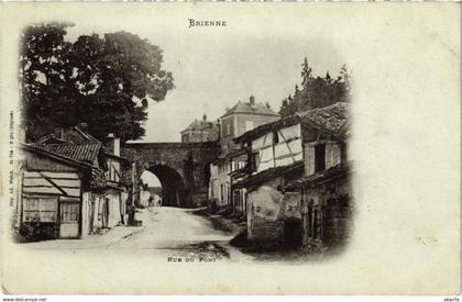 CPA BRIENNE-le-CHATEAU - Rue du Pont (71393)