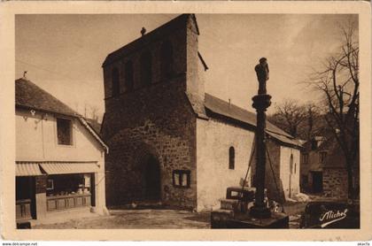 CPA GIMEL Eglise et Calvaire (144691)