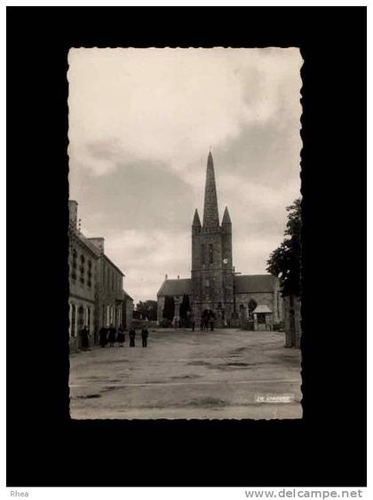 22 - CAVAN - Place de l'Eglise - 1