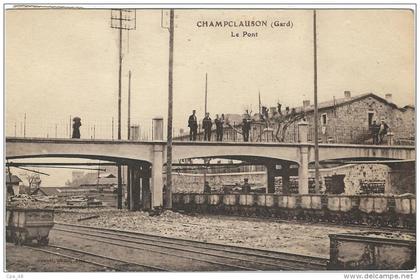 Gard : Champclauson, Le Pont, Animée