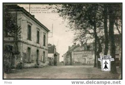 37 Ingrandes-de-Tourraine - INGRANDES-de-TOURRAINE (Indre-et-Loire)  Mairie et rue du Centre - cpa