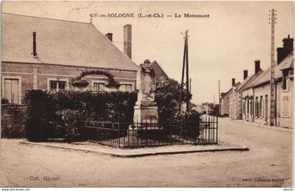 CPA GY en SOLOGNE - Le Monument (127952)