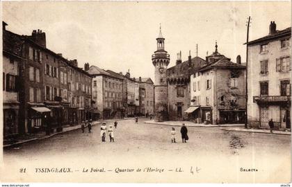 CPA Yssingeaux - Le Foiral - Quartier de l'Horloge FRANCE (916089)