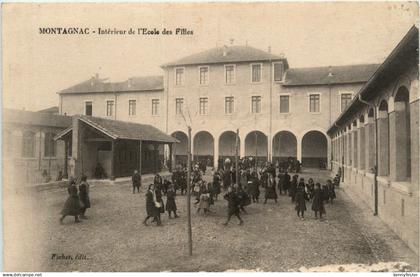 Montagnac, Interieur de lÈcole des Filles