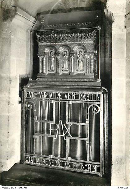 45 - Saint Benoit sur Loire - intérieur de la Basilique - La Châsse de Saint-Benoît - Art Religieux - Carte dentelée - C