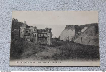 B311, Mesnil Val, le petit château et la falaise, Manche 50