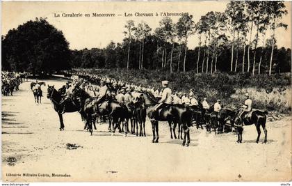 CPA Militaire - La Cavalerie en Manoeuvre - Les Chevaux (90238)