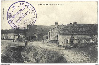 ANDILLY - La place