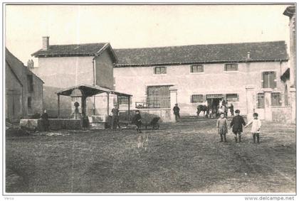 Carte Postale Ancienne de LAITRE SOUS AMANCE-Place de la Fontaine