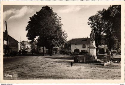 CPA Combeaufontaine Place de la Vierge (1273506)