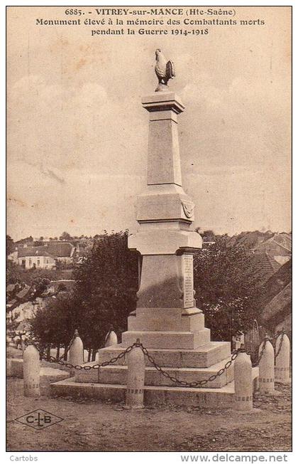 70 VITREY-sur-MANCE  Monument aux Morts