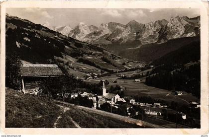 CPA Le Grand BORNAND Vue générale et Chaine des Aravis (337641)