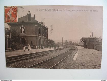 CPA Gare  :  Petit-Quevilly -  La Gare inaugurée le 8 janvier 1883