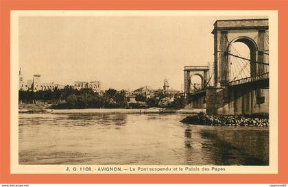 a581 / 317 84 - AVIGNON Pont suspendu et Palais des papes