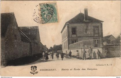 CPA COURGENAY Mairie et Ecoledes Garcons (978127)